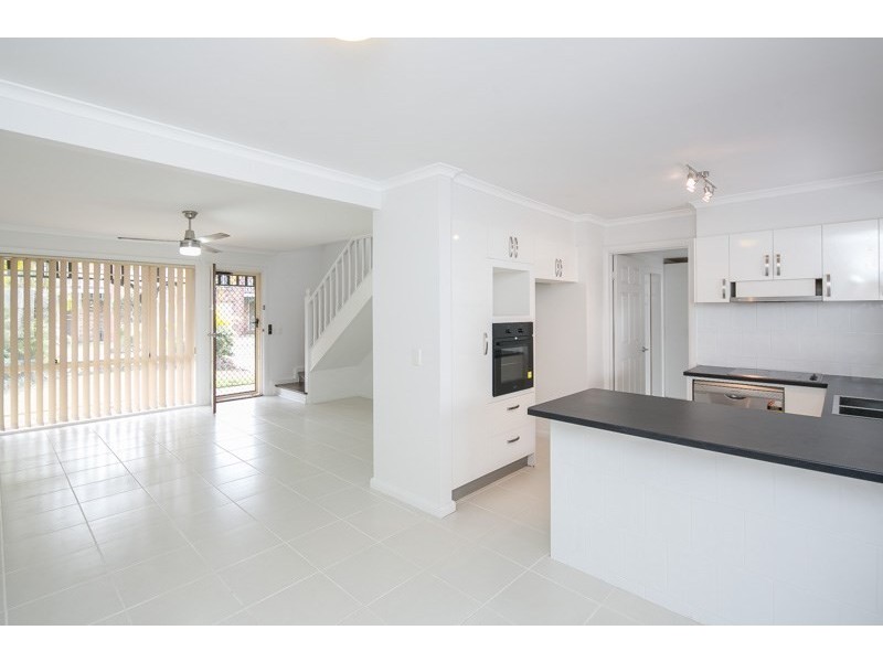 3/414 Pine Ridge Road, Coombabah QLD 4216