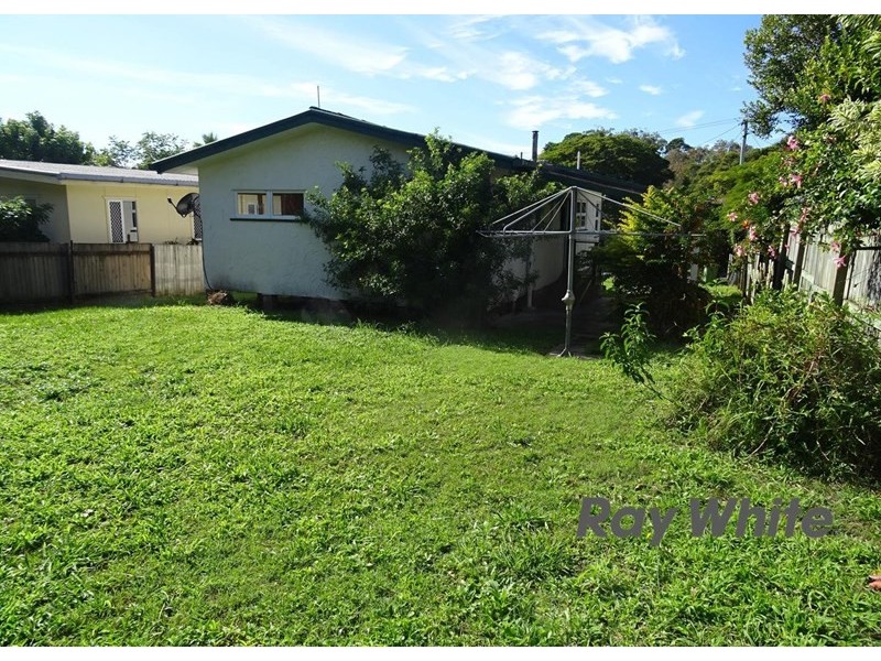 10 Wynflo Street, Labrador QLD 4215