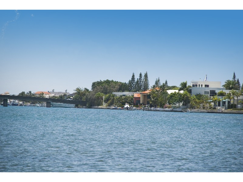 Paradise Point QLD 4216