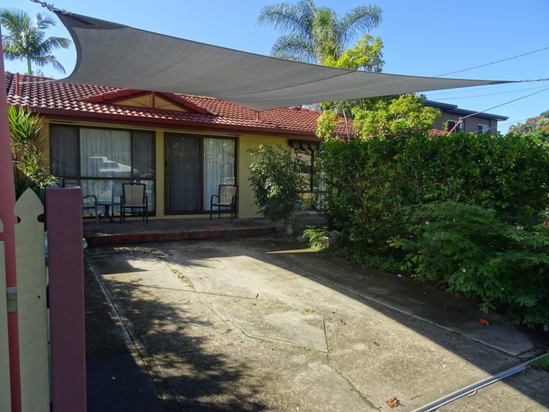 29 Clifton Street, Biggera Waters QLD 4216