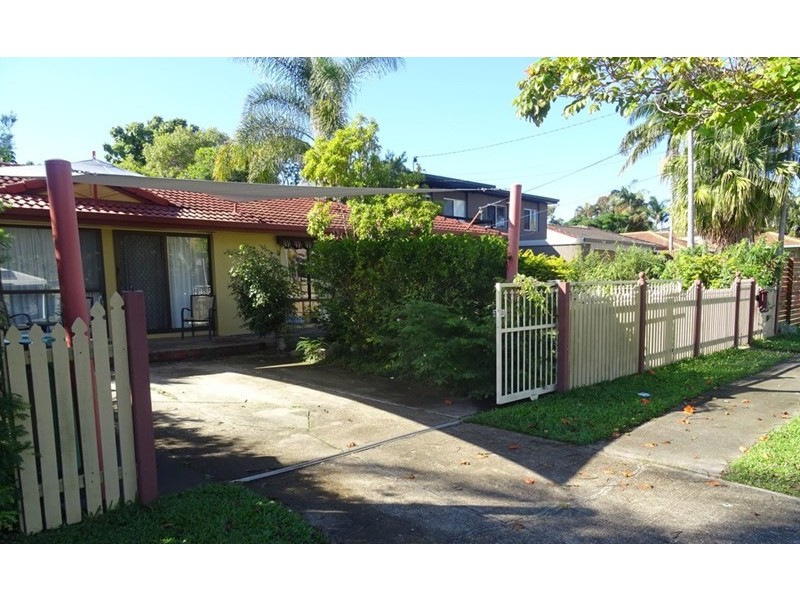 29 Clifton Street, Biggera Waters QLD 4216