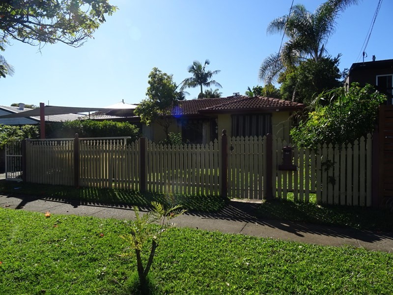 29 Clifton Street, Biggera Waters QLD 4216