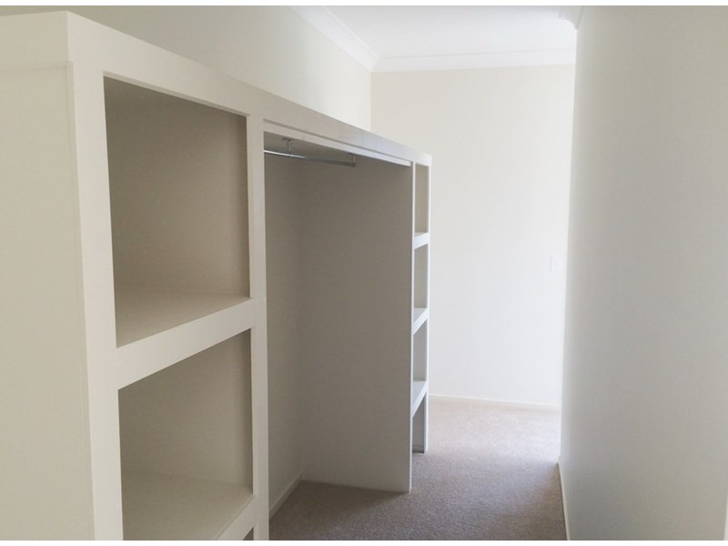 1/10 Vaggelas Crescent, Biggera Waters QLD 4216