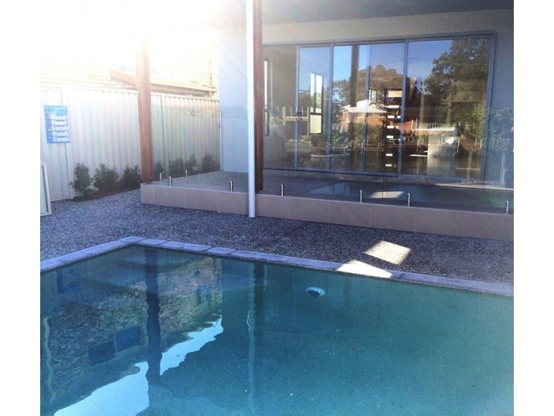 1/10 Vaggelas Crescent, Biggera Waters QLD 4216