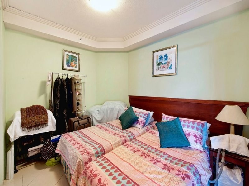 309/182 Marine Parade, Labrador QLD 4215