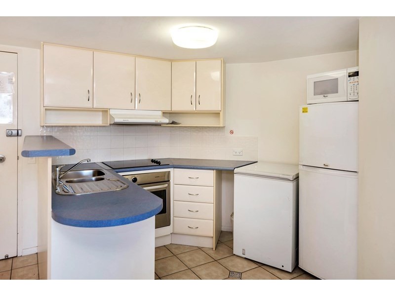 30/484-488 Marine Parade, Biggera Waters QLD 4216