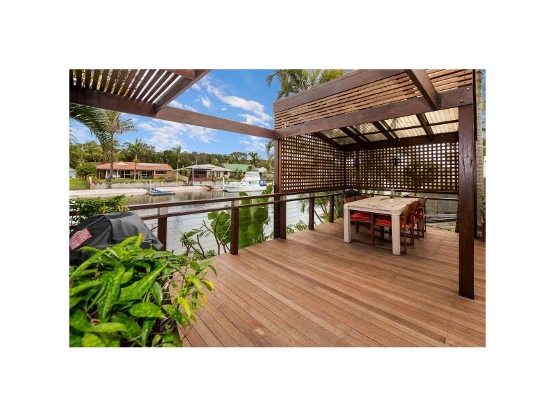 70 Walter Raleigh Crescent, Hollywell QLD 4216