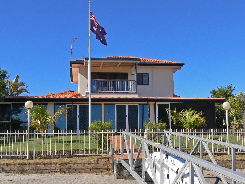 Paradise Point QLD 4216