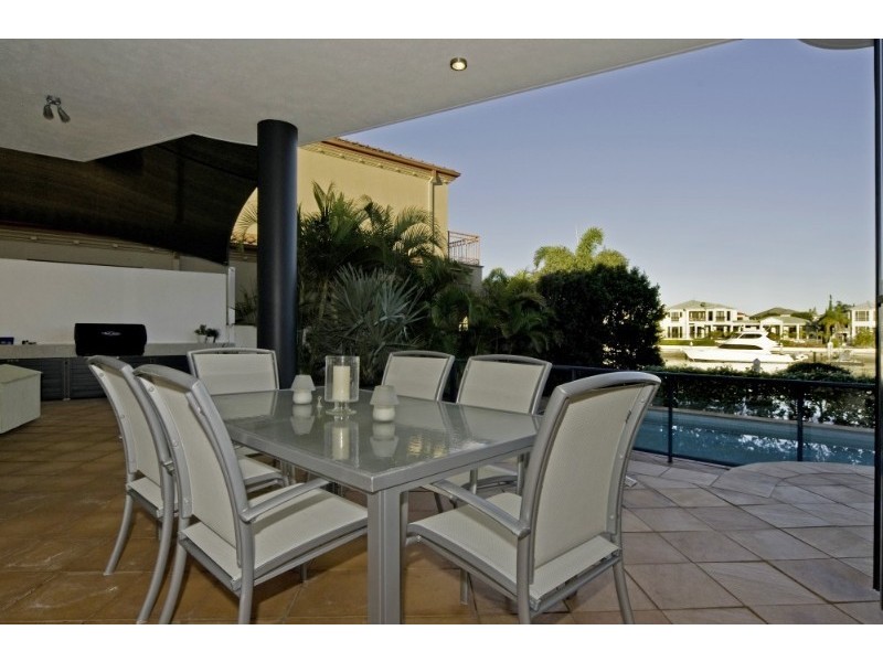 Paradise Point QLD 4216