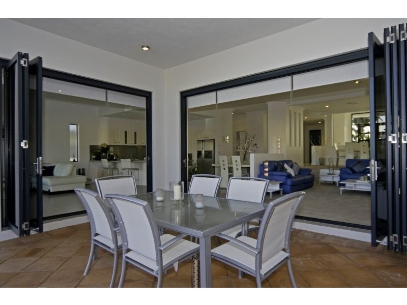 Paradise Point QLD 4216