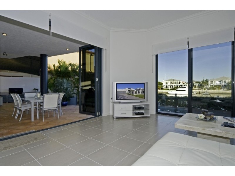 Paradise Point QLD 4216