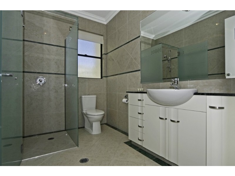 Paradise Point QLD 4216