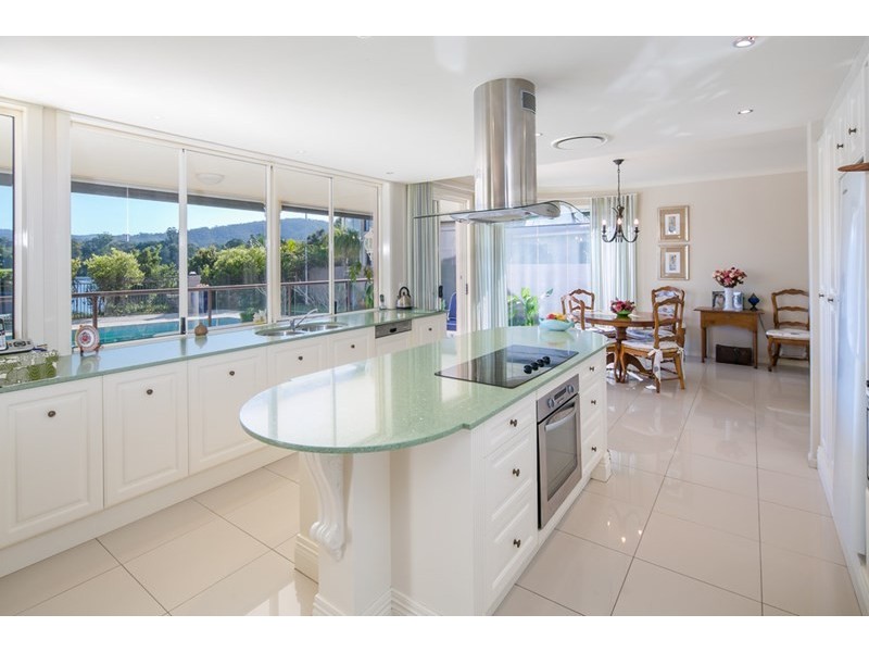 31 Brittany Drive, Oxenford QLD 4210