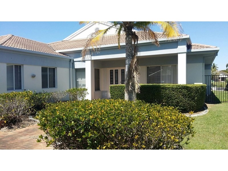 1101 Beechwood Drive, Hope Island QLD 4212