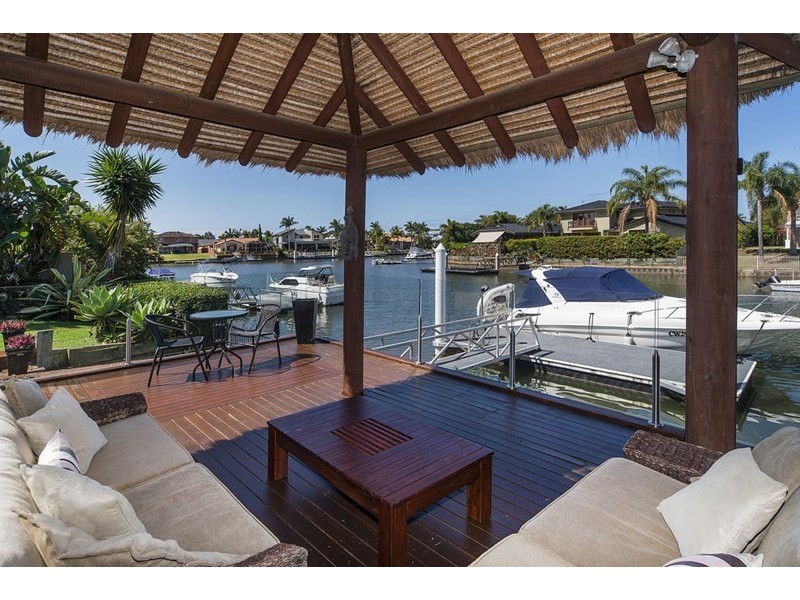 18 Cockleshell Court, Runaway Bay QLD 4216