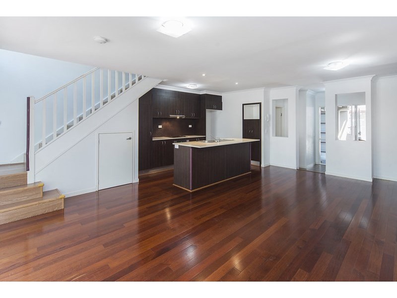 25/33 Clark Street, Biggera Waters QLD 4216