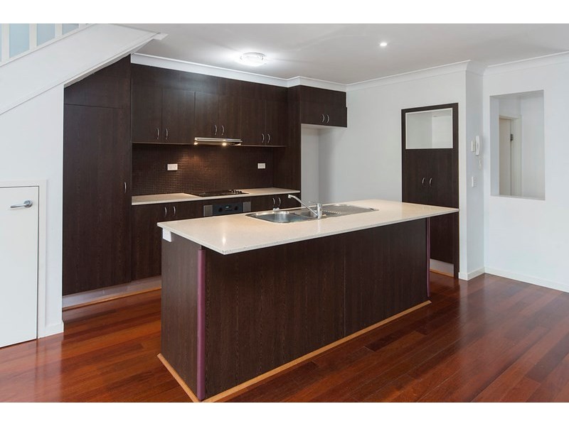 25/33 Clark Street, Biggera Waters QLD 4216