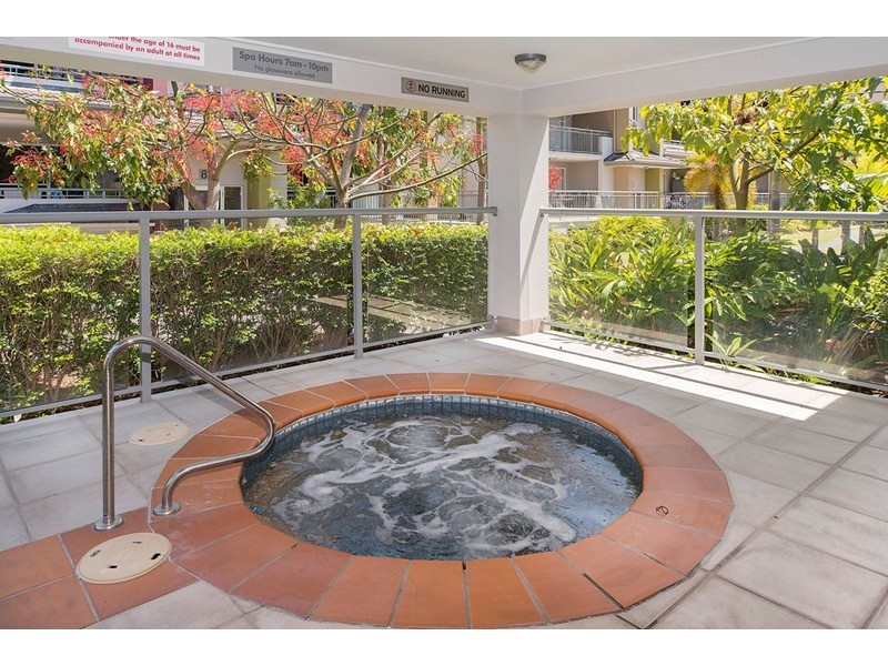 25/33 Clark Street, Biggera Waters QLD 4216