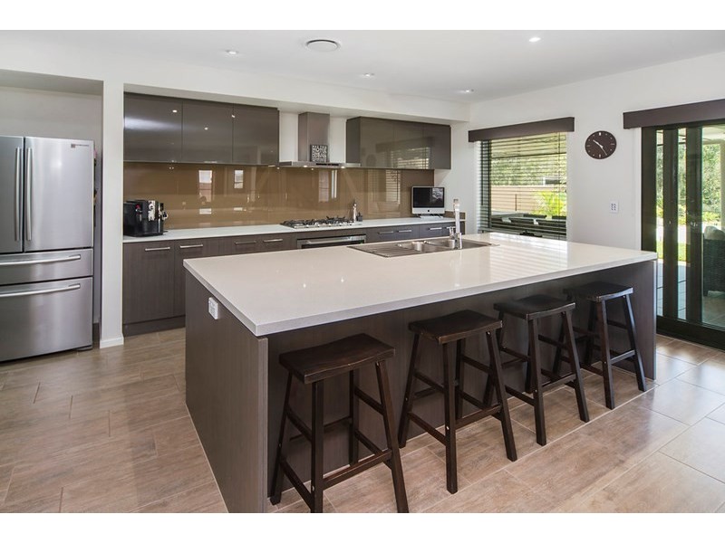 131 The Peninsula, Helensvale QLD 4212