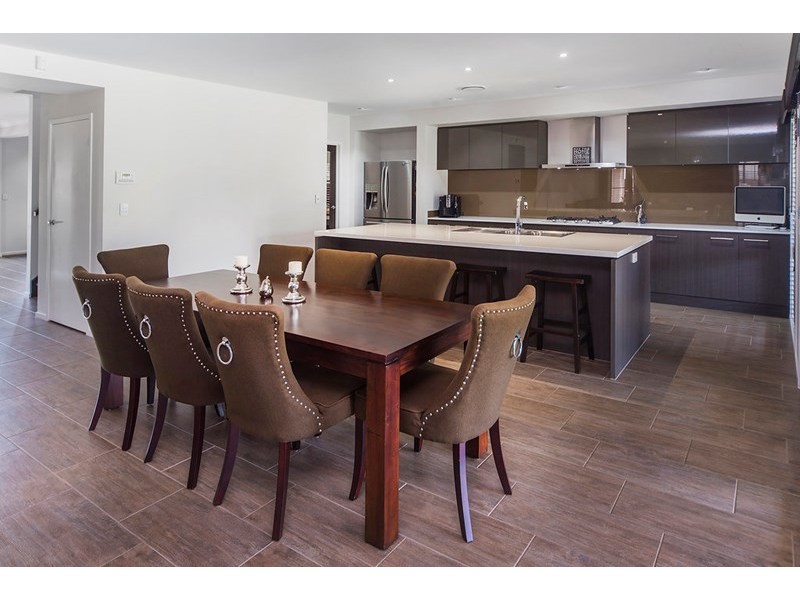 131 The Peninsula, Helensvale QLD 4212