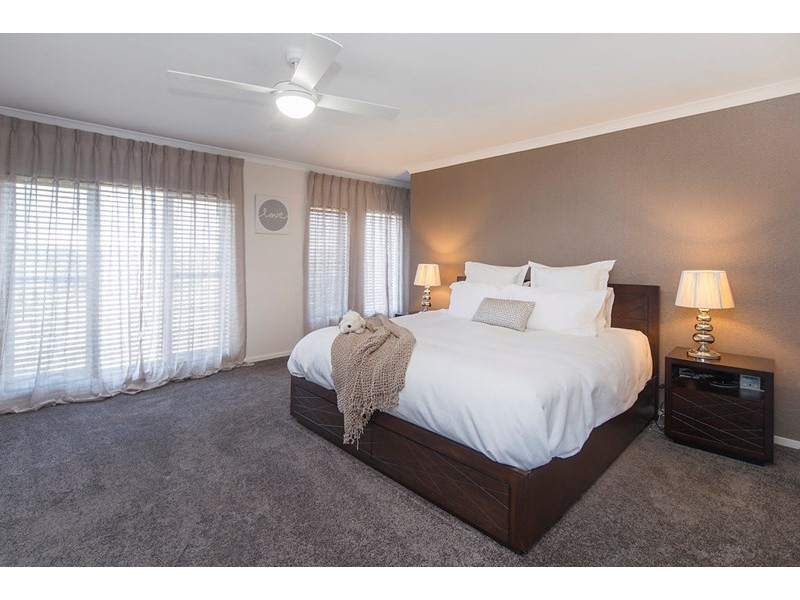 131 The Peninsula, Helensvale QLD 4212