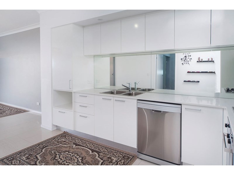 409/2 East Quay Drive, Biggera Waters QLD 4216