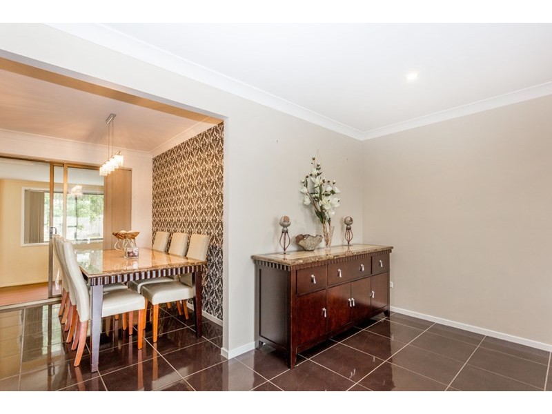 41 Poinsettia Avenue, Hollywell QLD 4216