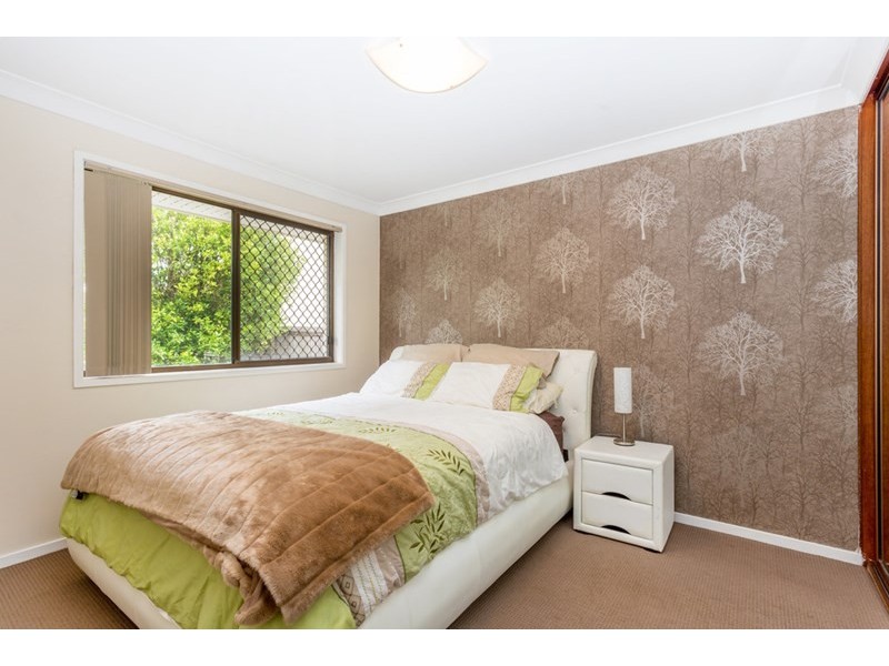 41 Poinsettia Avenue, Hollywell QLD 4216