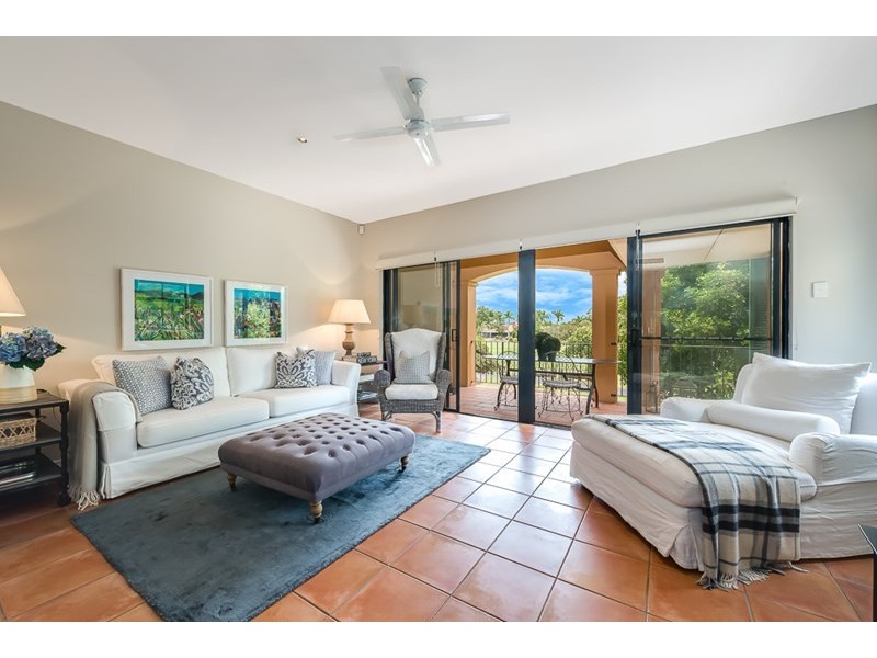 84/3275 Palladian Drive, Hope Island QLD 4212