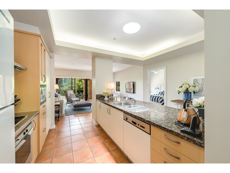 84/3275 Palladian Drive, Hope Island QLD 4212