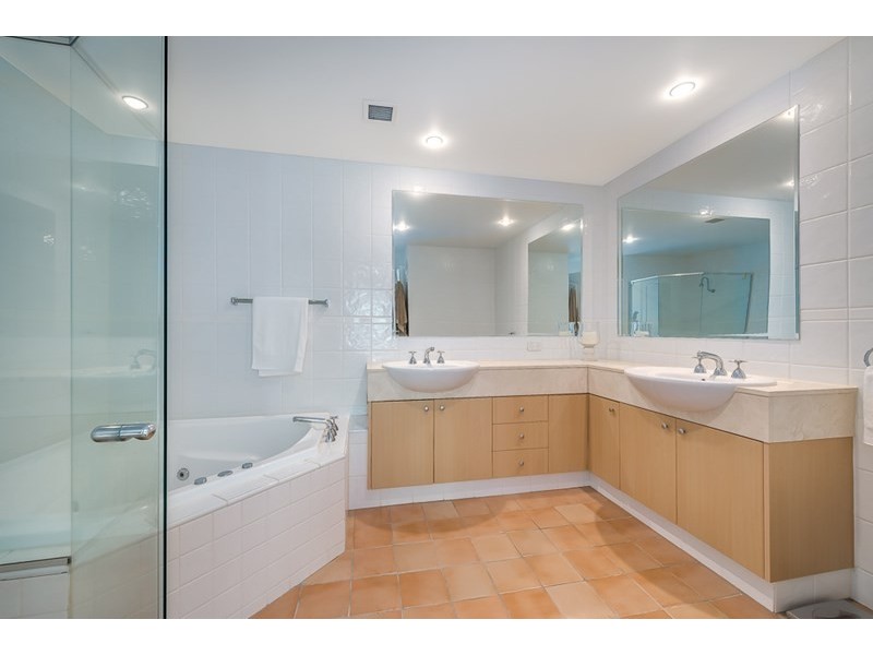 84/3275 Palladian Drive, Hope Island QLD 4212