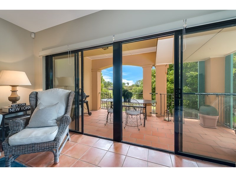 84/3275 Palladian Drive, Hope Island QLD 4212