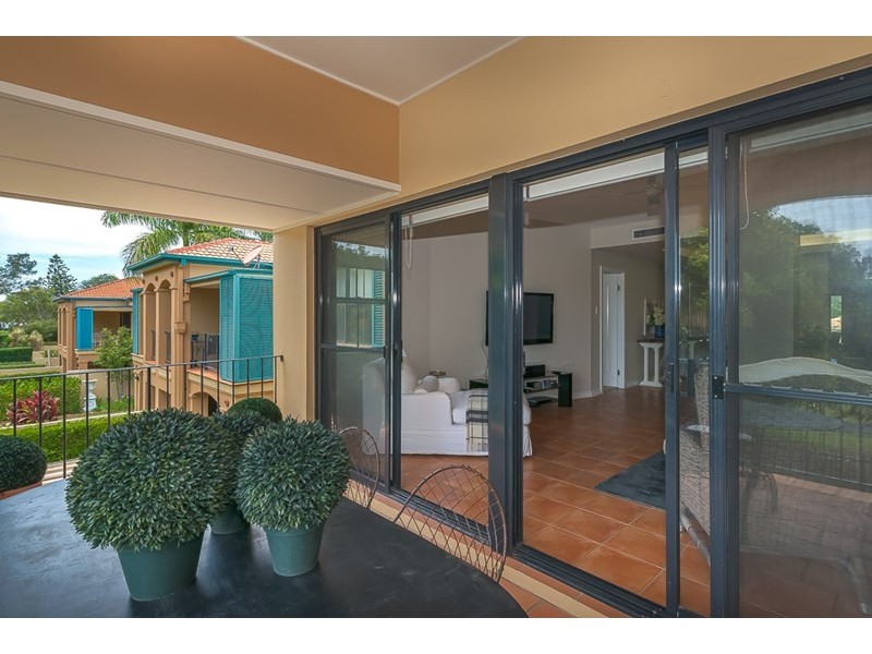 84/3275 Palladian Drive, Hope Island QLD 4212