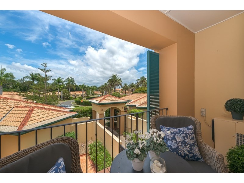 84/3275 Palladian Drive, Hope Island QLD 4212