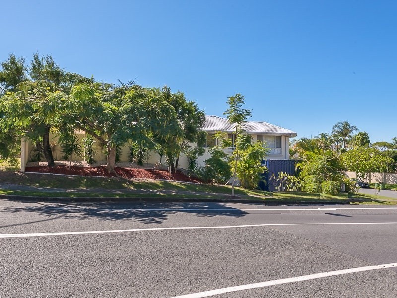 2 Camelot Crescent, Hollywell QLD 4216