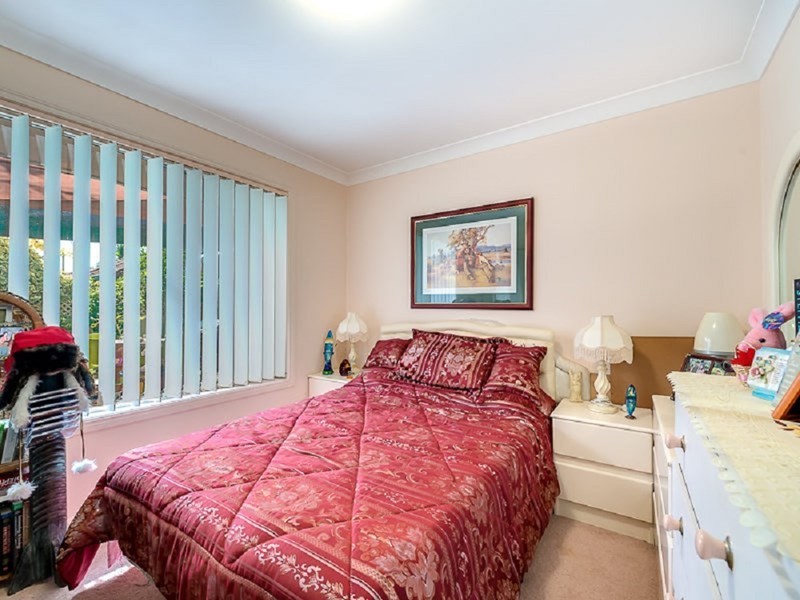 2 Camelot Crescent, Hollywell QLD 4216