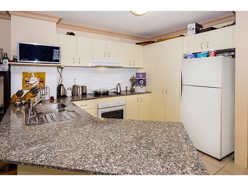 1/28 Little Norman Street, Southport QLD 4215