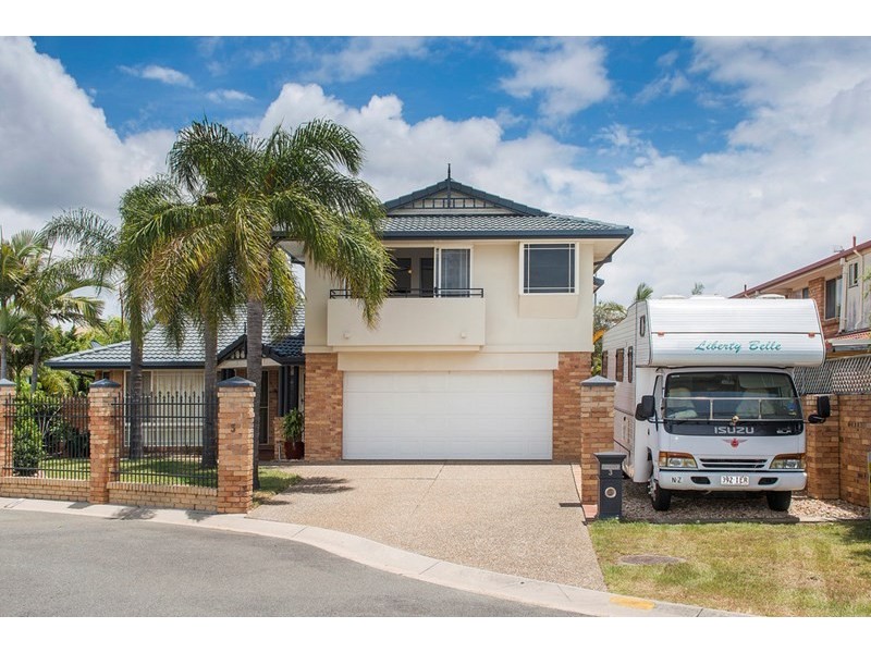 3 Greenwich Court, Runaway Bay QLD 4216