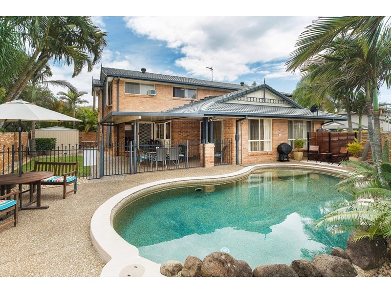 3 Greenwich Court, Runaway Bay QLD 4216