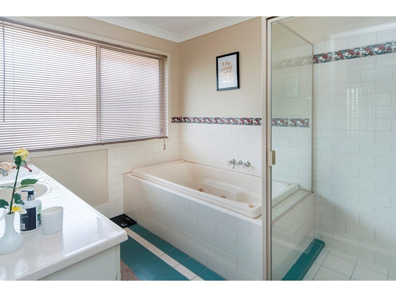 3 Greenwich Court, Runaway Bay QLD 4216