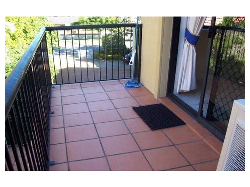 7/9 Bright Avenue, Labrador QLD 4215