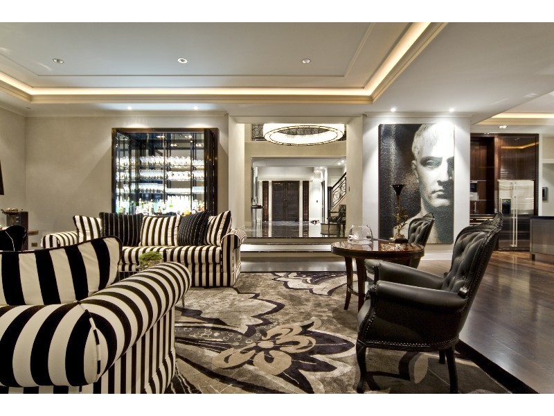 Paradise Point QLD 4216