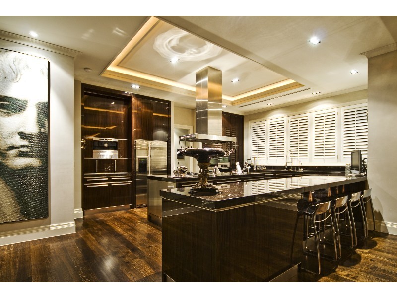 Paradise Point QLD 4216