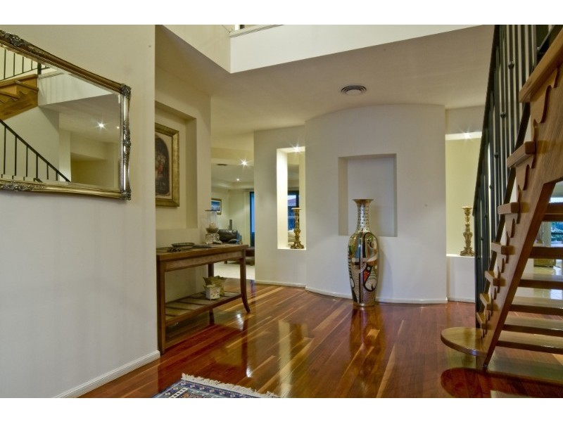 37 The Sovereign Mile, Paradise Point QLD 4216