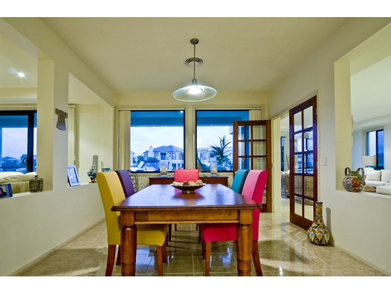 37 The Sovereign Mile, Paradise Point QLD 4216