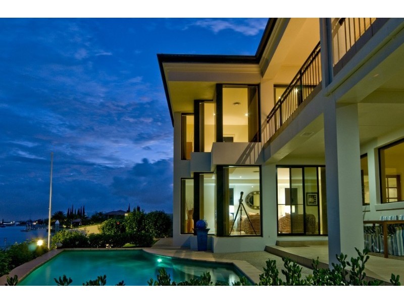 37 The Sovereign Mile, Paradise Point QLD 4216