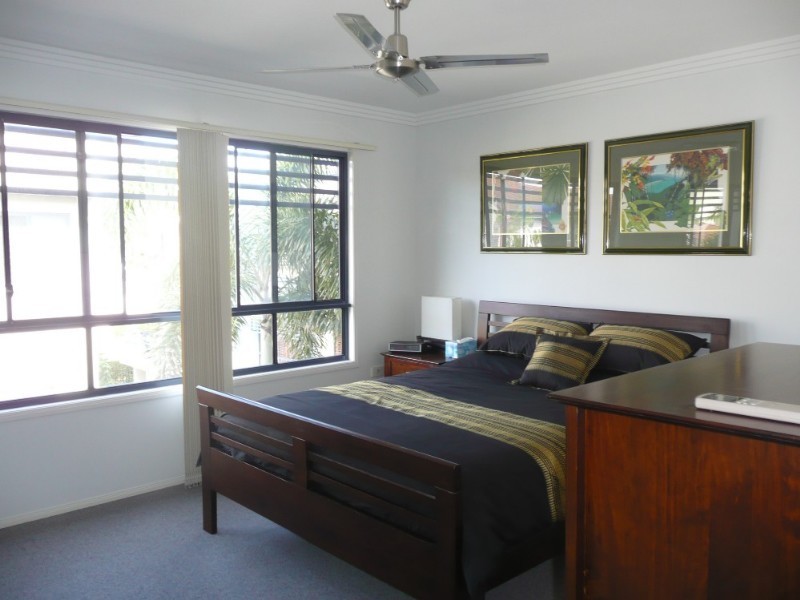 6/5 Taylor Street, Biggera Waters QLD 4216