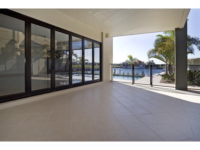 Paradise Point QLD 4216