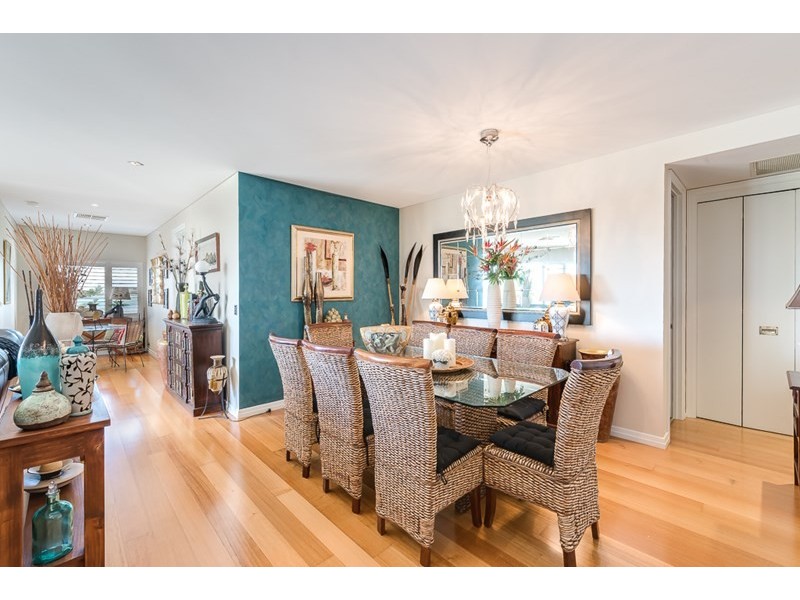 5/32-34 Oatland Esplanade, Runaway Bay QLD 4216