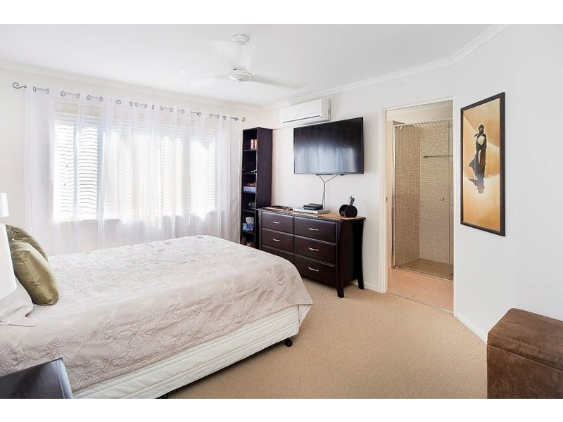 5 Georgia Street, Coombabah QLD 4216